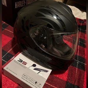 Haley Davidson helmet